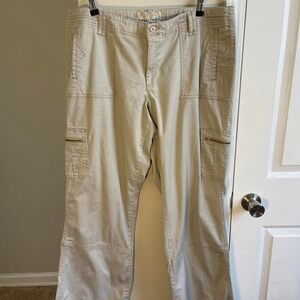 Cream cargo pants with elastic waistband and multiple pockets size 18